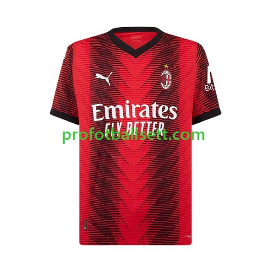 Fotballdrakt AC Milan Theo Hernandez 19 Barn Hjemmekit 2023-2024 Kortermet