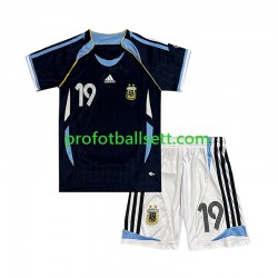 Retro Fotballdrakt Argentina Lionel Messi 19 Barn Bortekit 2006 Kortermet