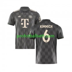 Fotballdrakt FC Bayern München KIMMICH 6 Octoberfest Herre Fjerdekit 2024-2025 Kortermet