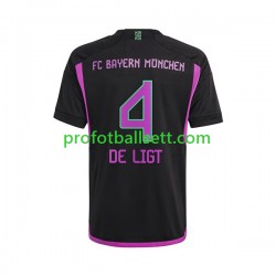 Fotballdrakt FC Bayern München Matthijs de Ligt 4 Herre Bortekit 2023-2024 Kortermet