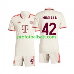Fotballdrakt FC Bayern München Musiala 42 Barn Tredjekit 2024-2025 Kortermet