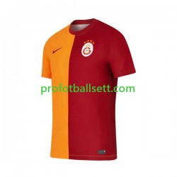 Fotballdrakt Galatasaray Herre Hjemmekit 2023-2024 Kortermet