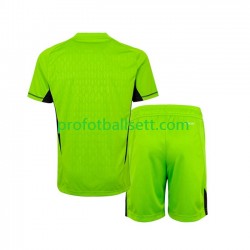 Fotballdrakt Real Madrid Keeper Barn Hjemmekit 2023-2024 Kortermet