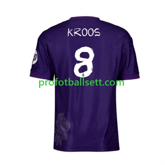 Fotballdrakt Real Madrid KROOS 8 Y-3 Herre Fjerdekit 2023-2024 Lilla Kortermet