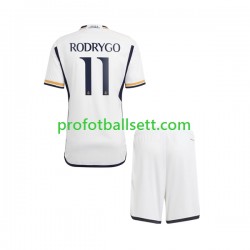 Fotballdrakt Real Madrid Rodrygo Goes 11 Barn Hjemmekit 2023-2024 Kortermet