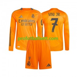 Fotballdrakt Real Madrid Vinicius Junior 7 Barn Bortekit 2024-2025 Langermet