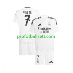 Fotballdrakt Real Madrid Vinicius Junior 7 Barn Hjemmekit 2024-2025 Hvit Kortermet