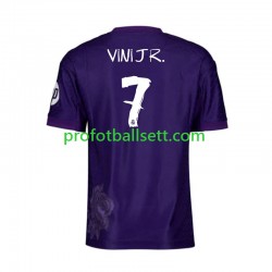 Fotballdrakt Real Madrid Vinicius Junior 7 Y-3 Herre Fjerdekit 2023-2024 Lilla Kortermet