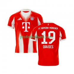 Fotballdrakt FC Bayern München Alphonso Davies 19 Herre Hjemmekit 2025-2026 Kortermet
