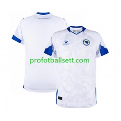 Fotballdrakt Bosnia og Herzegovina Herre Bortekit VM 2026 Kortermet