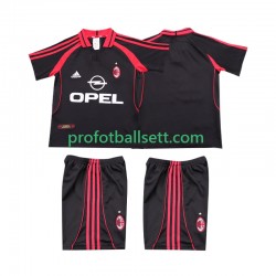 Retro Fotballdrakt AC Milan 2000 2001 Barn Tredjekit Kortermet