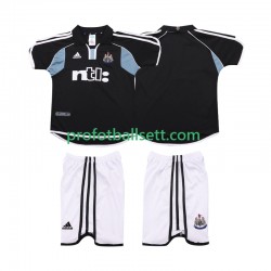 Retro Fotballdrakt Newcastle United 2000 2001 Barn Bortekit Kortermet